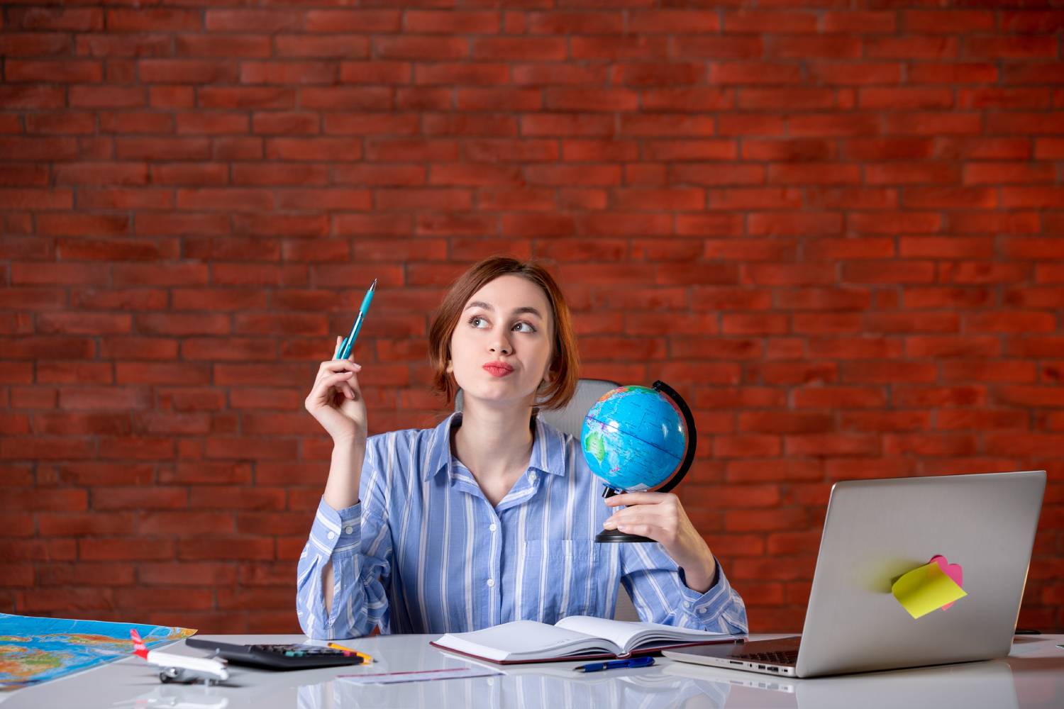 Career guidance tips for college freshers planning their future career path